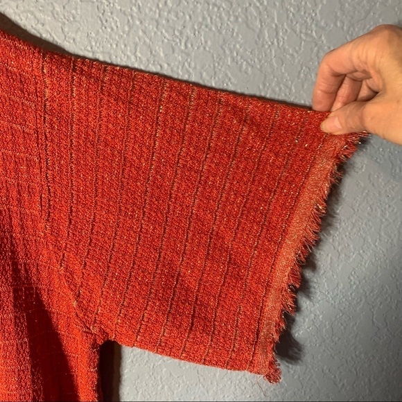 Zara Red With Gold Thread Textured Knit Sweater - Picture 4 of 5